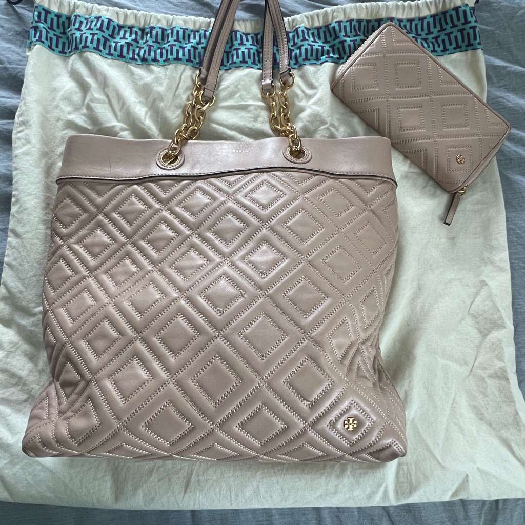 Tory Burch Tan Quilted Tote Bag With Chain Handles Fleming Tote
